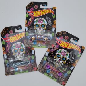 SET OF 3 Hot Wheels 2023 Day of the Dead 1:64 Die-cast Cars Halloween ~NEW~